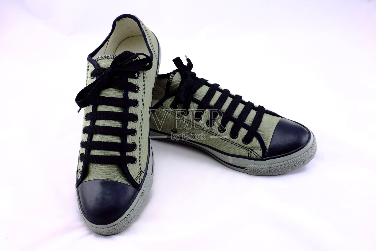 运动鞋白色背景照片摄影图片