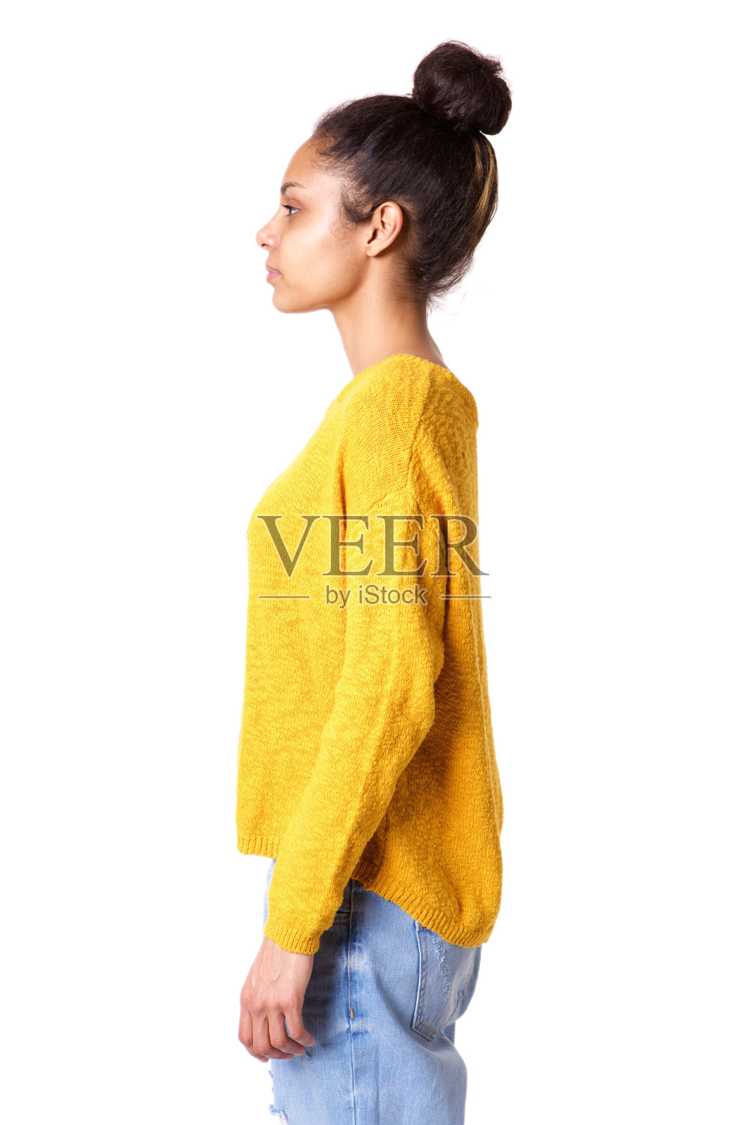 年轻非洲妇女的侧面视图照片摄影图片