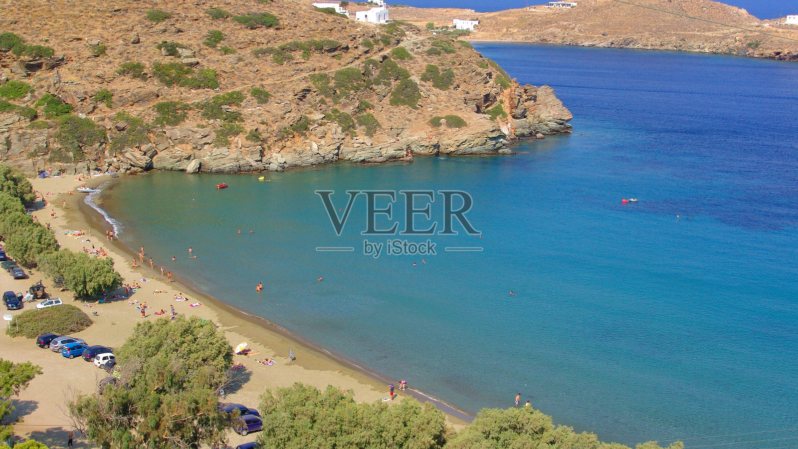 照片来自风景如画的西弗诺斯岛和清澈的海水海滩照片摄影图片