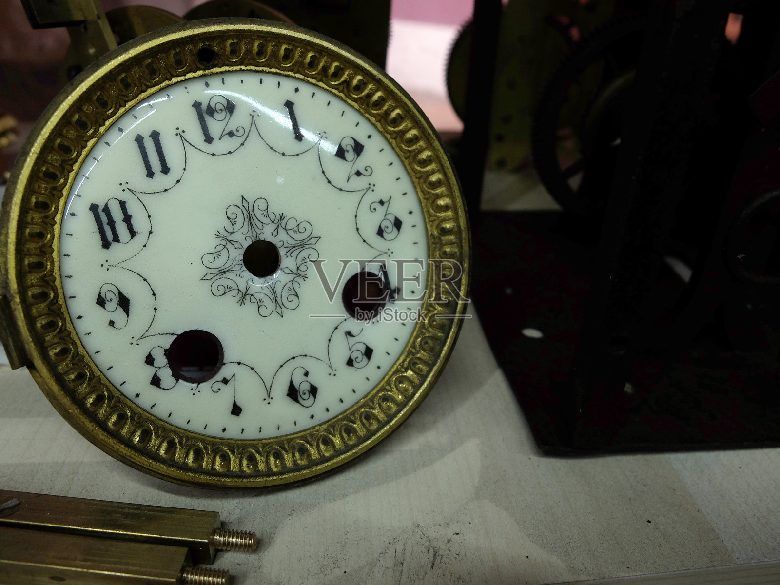 钟表零件及机械照片摄影图片