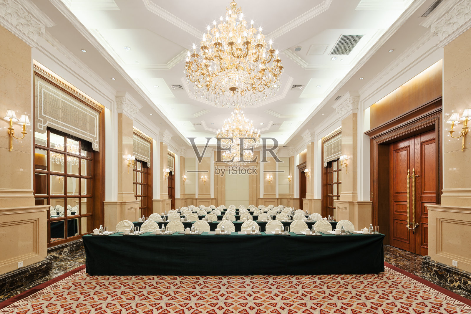 内设豪华会议室照片摄影图片