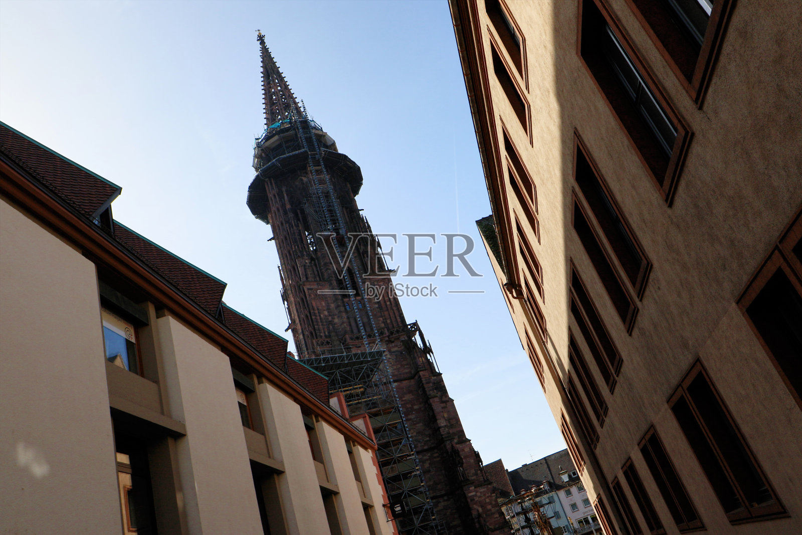 弗莱堡大教堂，位于德国黑森林边缘的弗莱堡市的一座中世纪教堂照片摄影图片