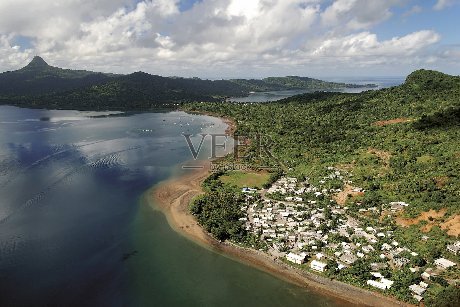 莫伊纳特里恩德里村， 马约特， 奥坎如果照片摄影图片