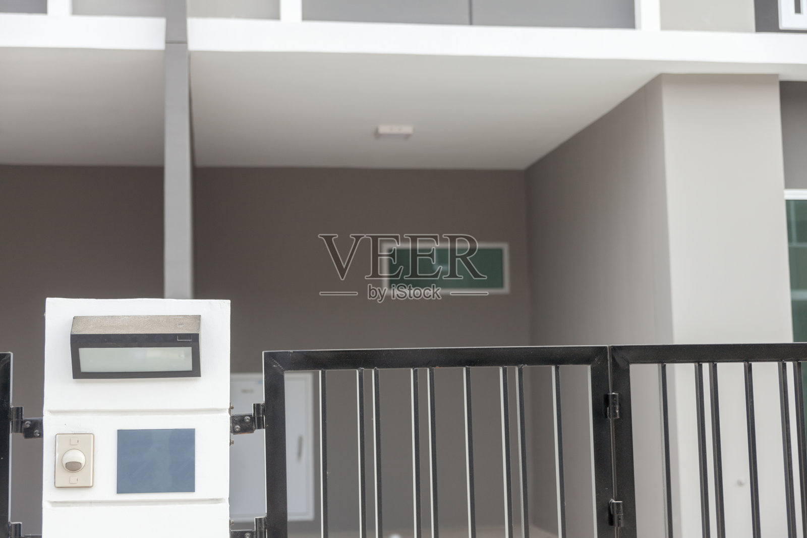 带灯的现代门铃照片摄影图片