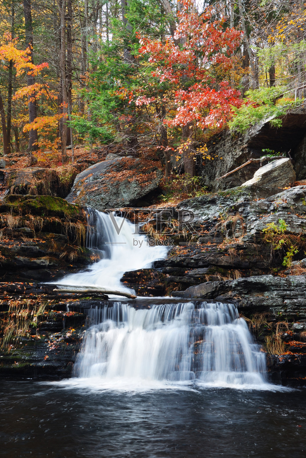 秋瀑山照片摄影图片