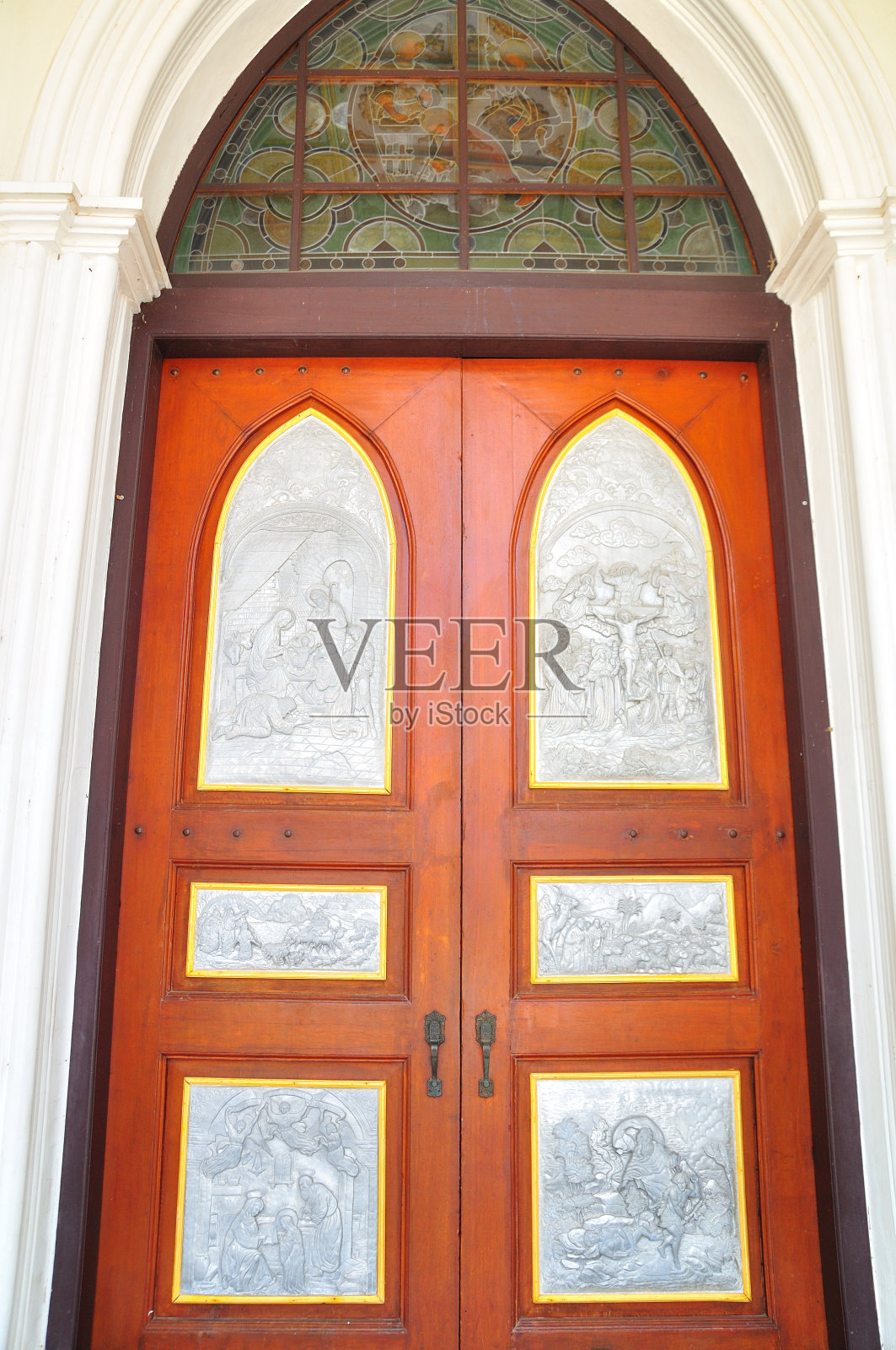 泰国美丽的教堂门照片摄影图片