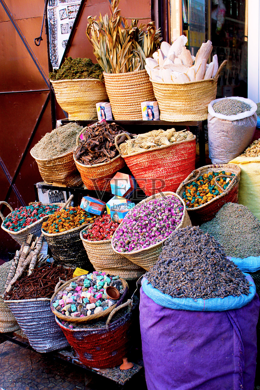 摩洛哥的传统药房照片摄影图片