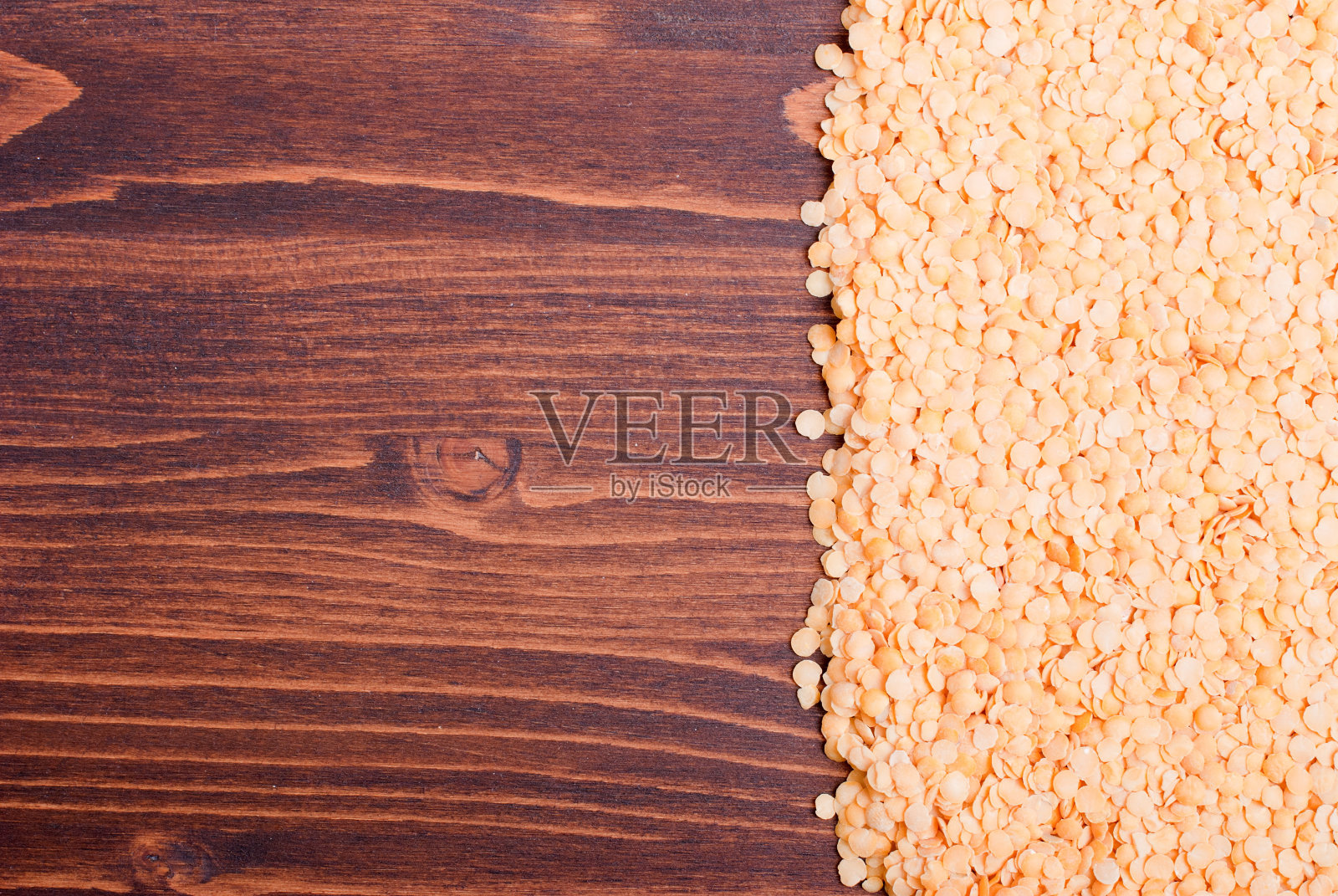 生扁豆在船上的减肥食品照片摄影图片