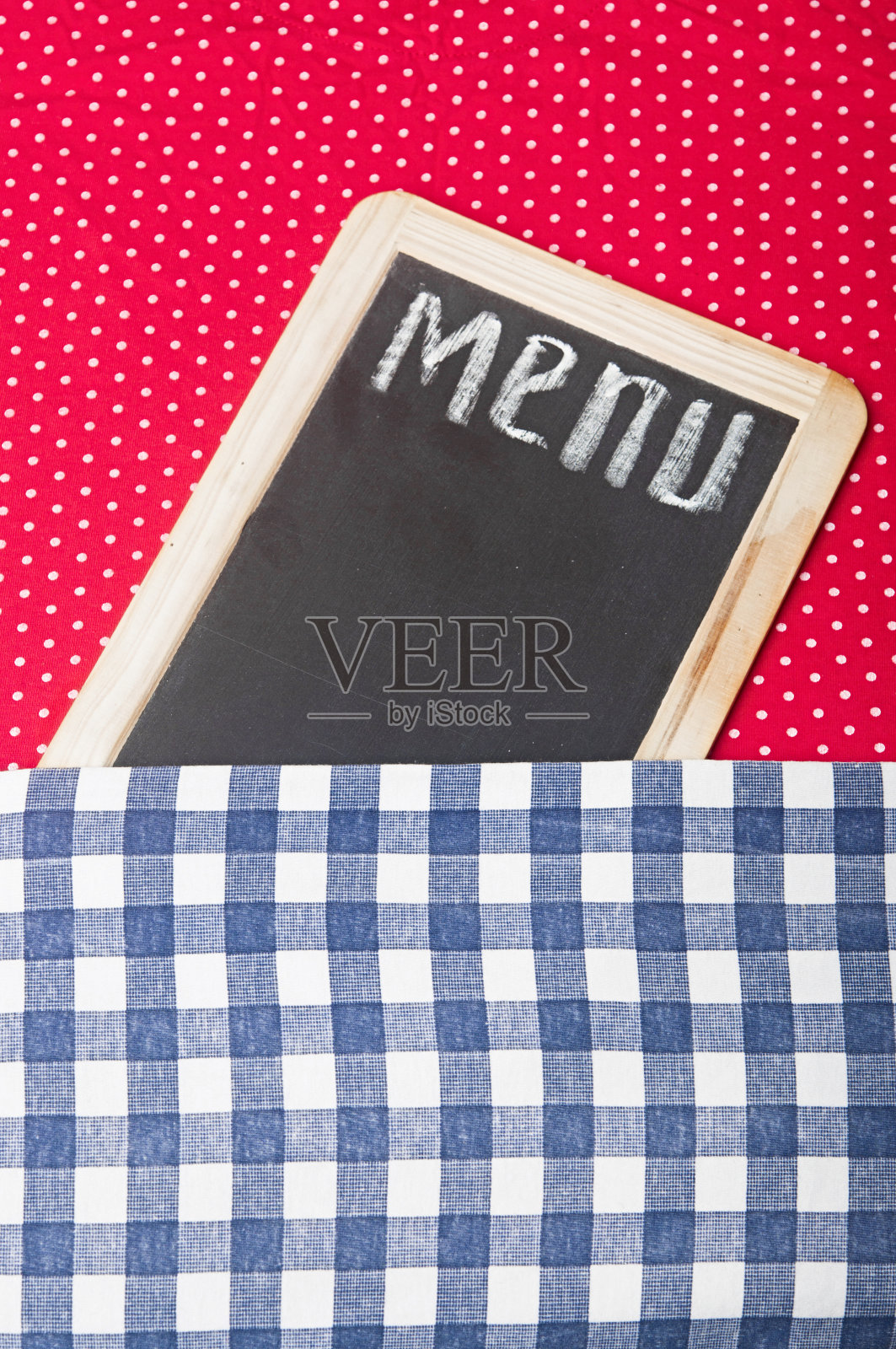 菜单标题用粉笔写在黑板上照片摄影图片