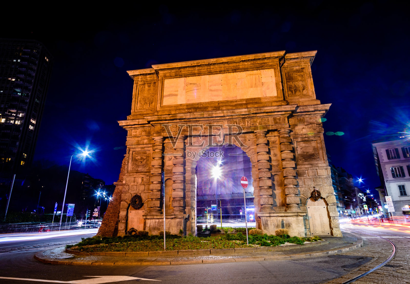 带上罗马娜，米兰，意大利照片摄影图片