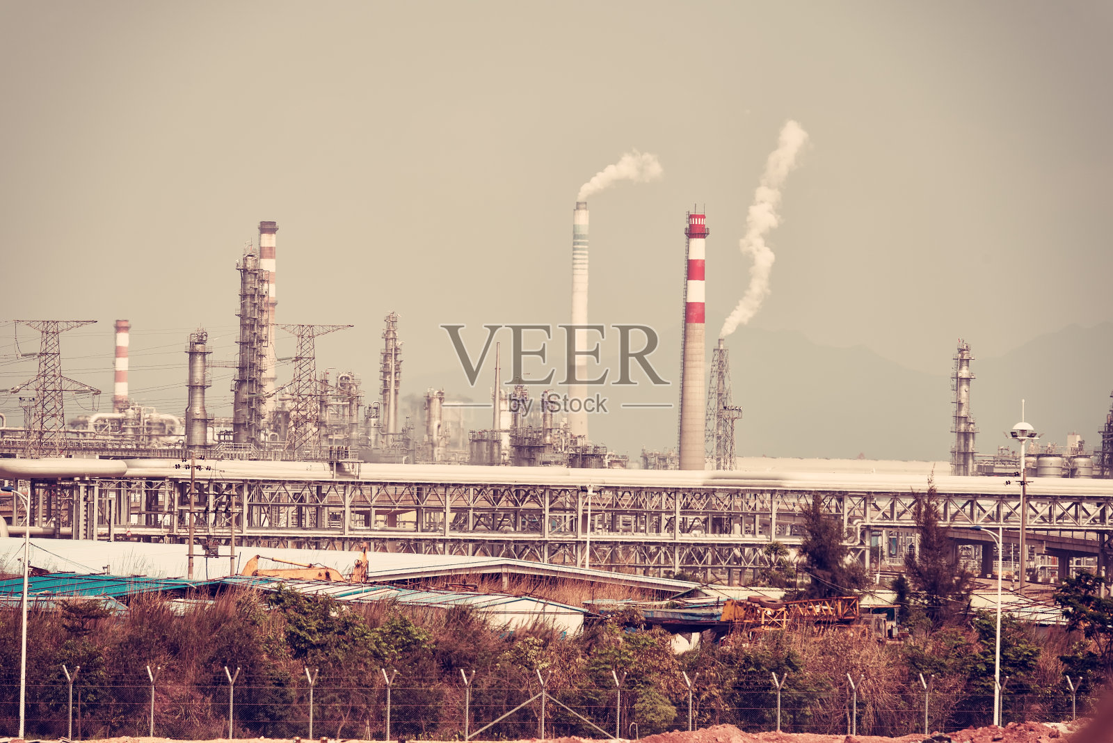 天然气和石油加工厂照片摄影图片