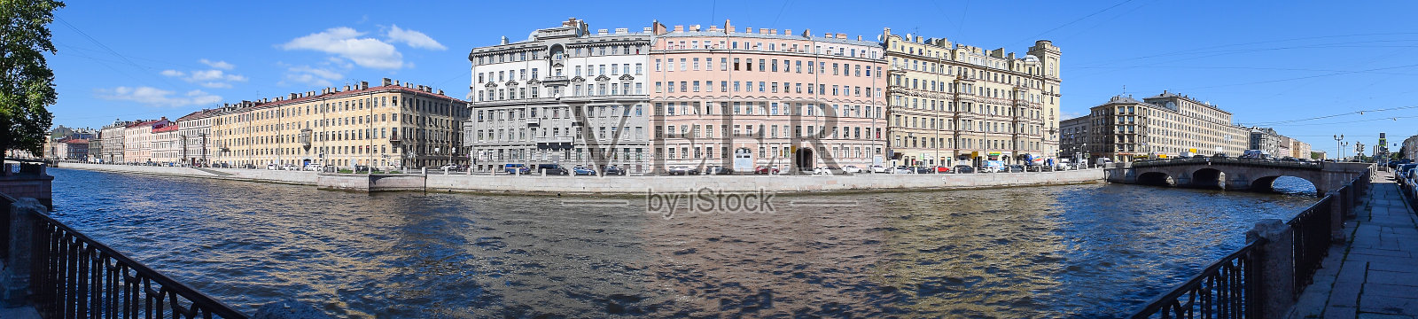 全景图丰坦卡河堤岸。照片摄影图片