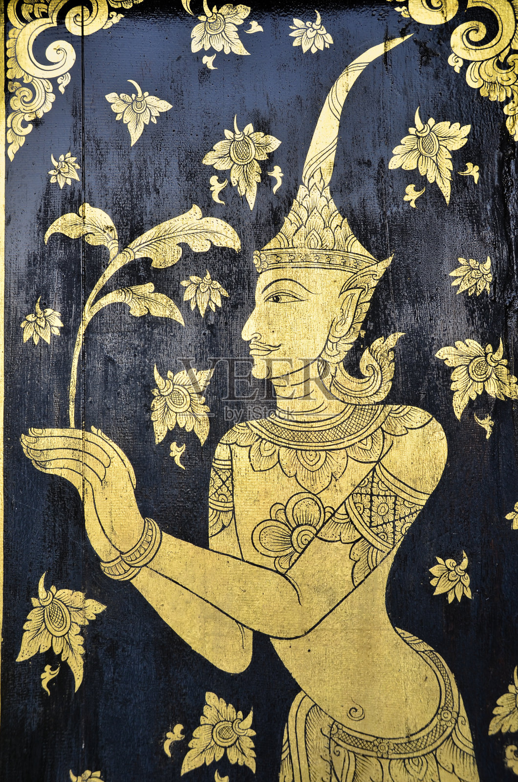 寺庙木门上的传统泰国艺术照片摄影图片