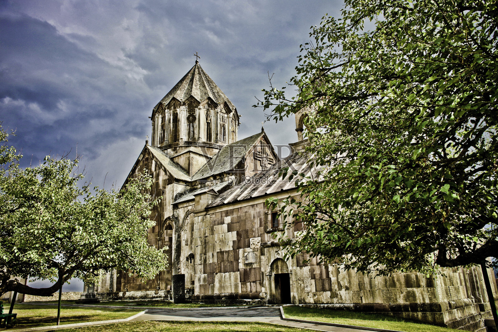 纳戈尔诺-卡拉巴赫的甘扎萨尔修道院照片摄影图片