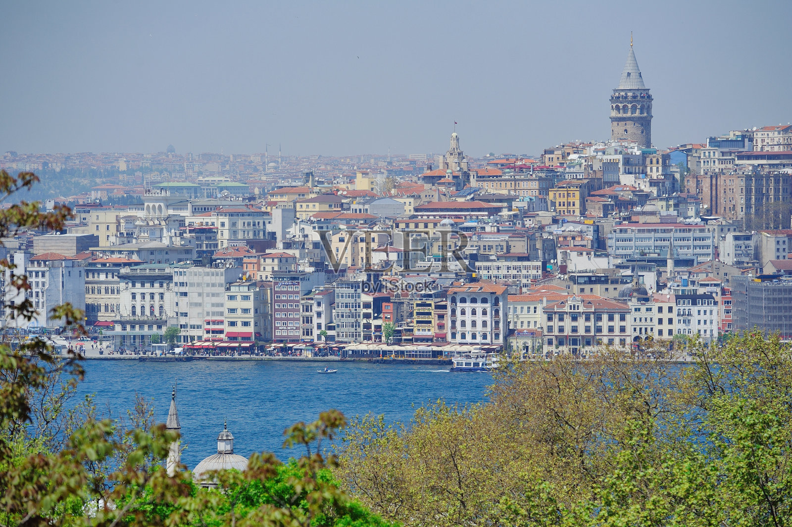 博斯普鲁斯海湾地区和加拉塔的景色照片摄影图片