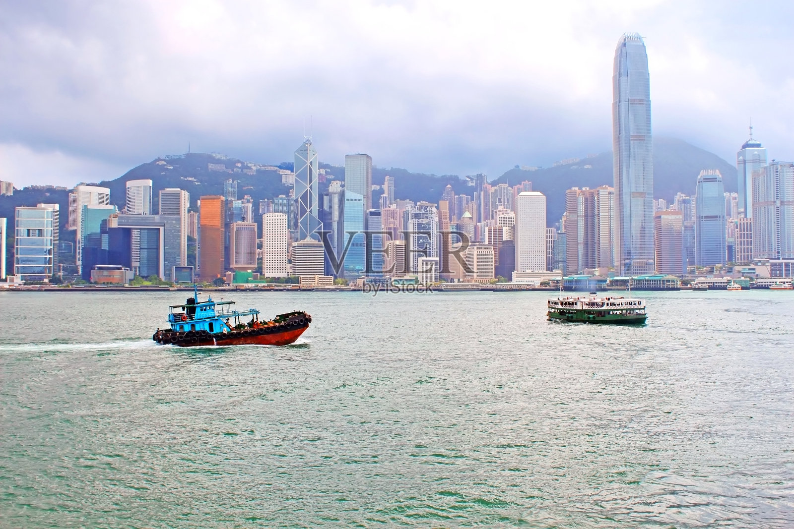 由九龙往香港岛照片摄影图片