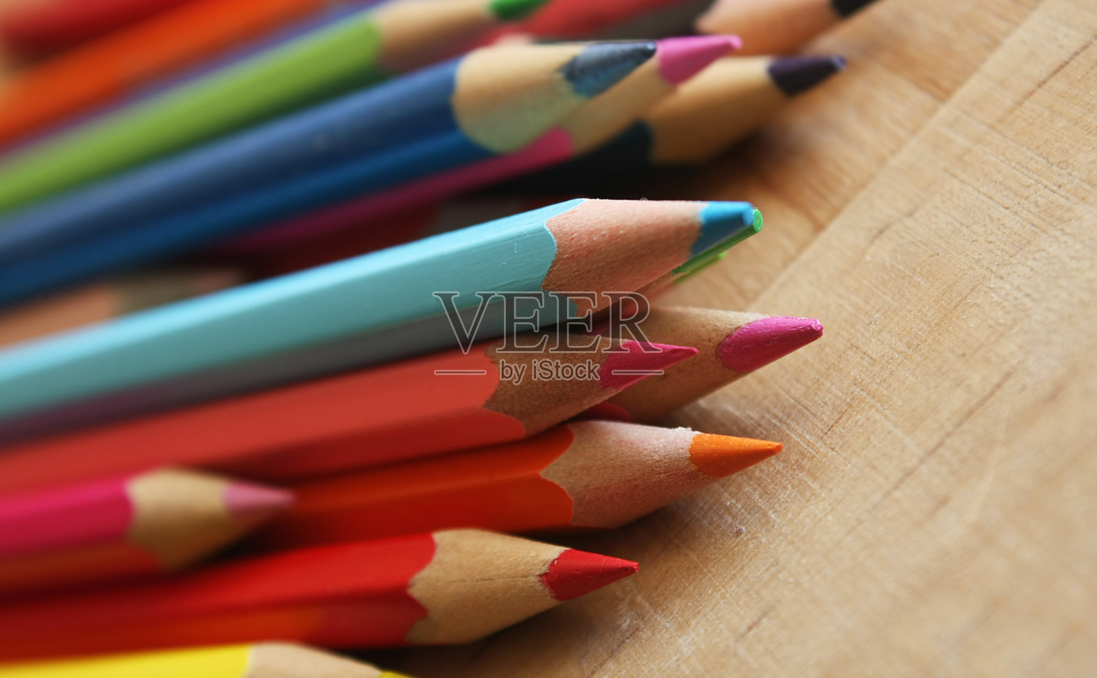 彩色铅笔照片摄影图片
