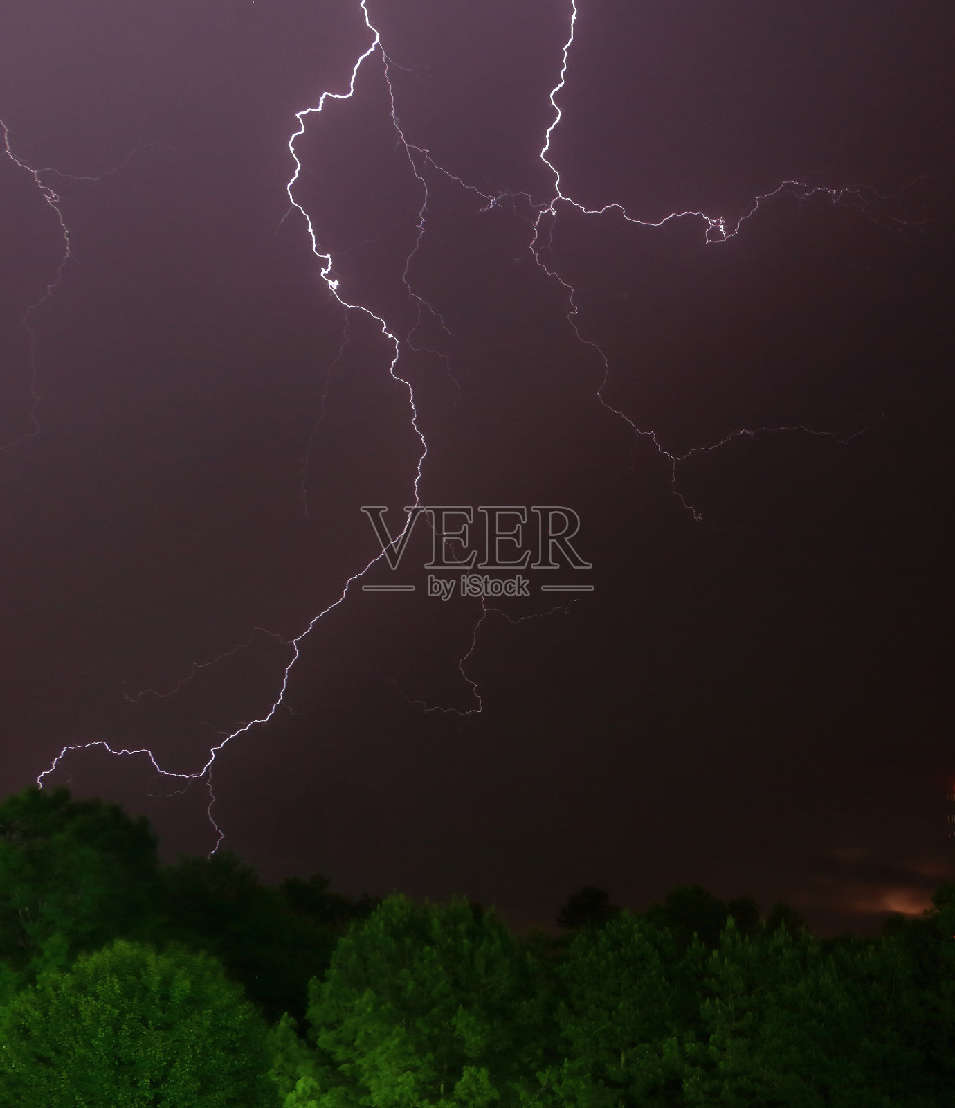 闪电风暴照片摄影图片