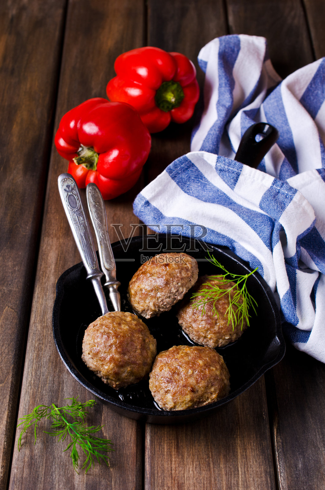 烤肉片照片摄影图片