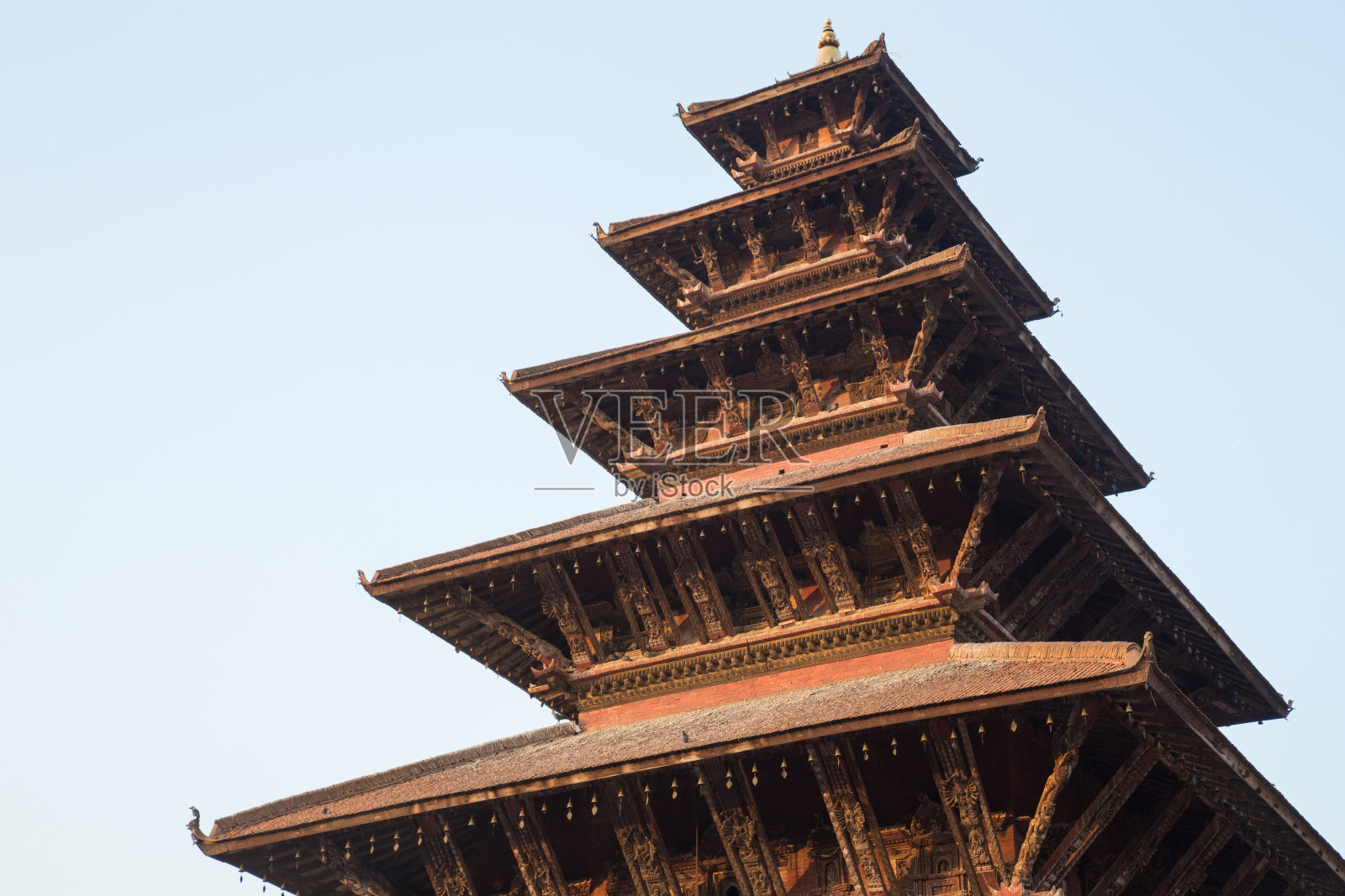 尼泊尔巴德岗陶玛地广场上的尼亚塔波拉塔照片摄影图片