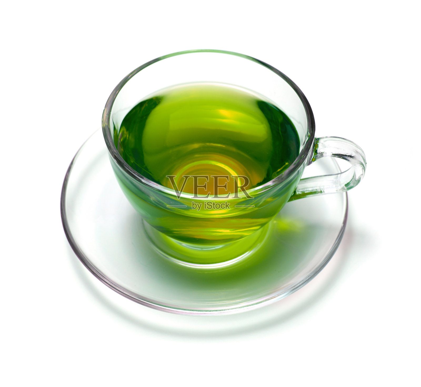 白色背景上的绿茶杯照片摄影图片