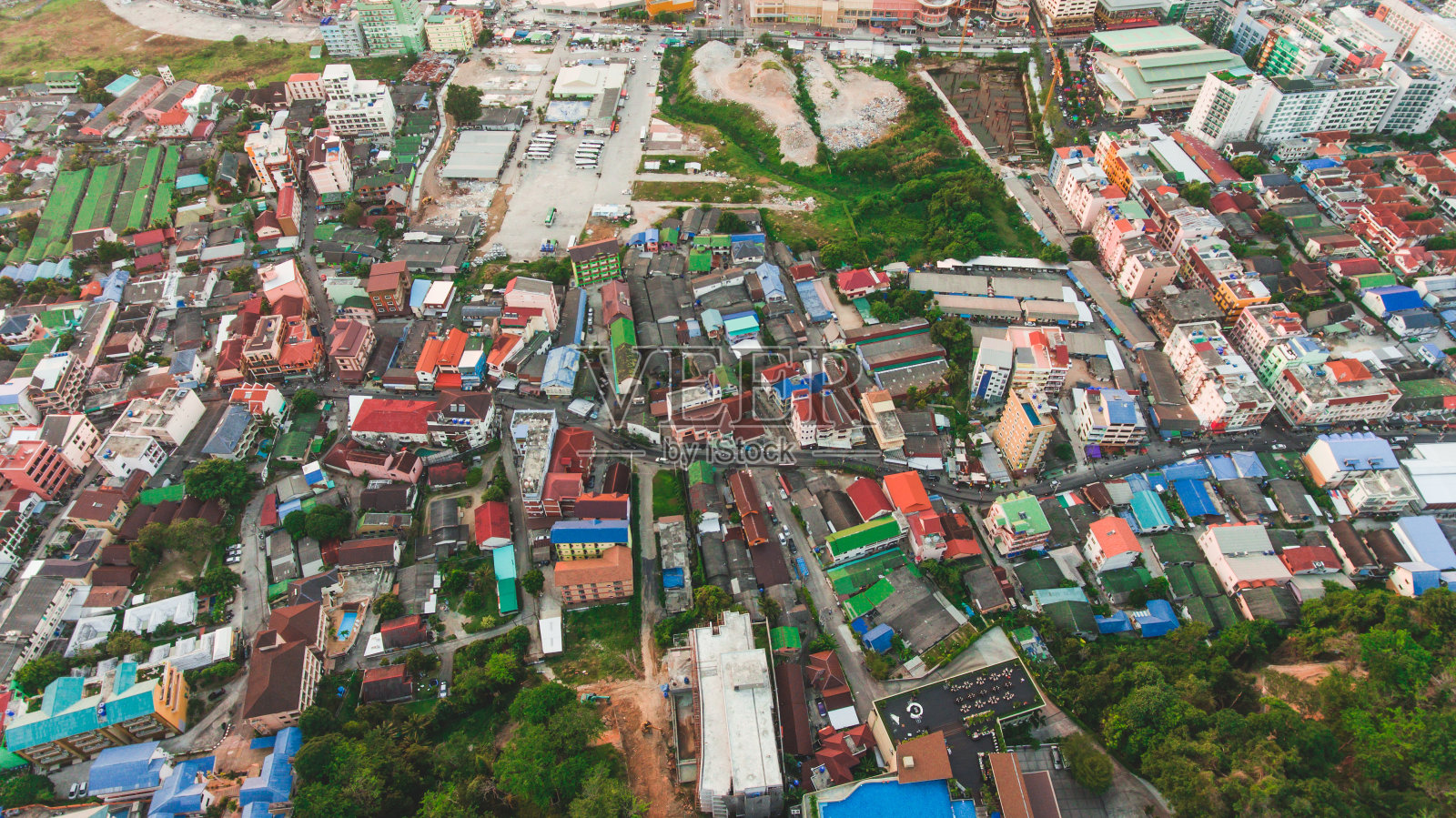 巴东市美丽的鸟瞰图。照片摄影图片