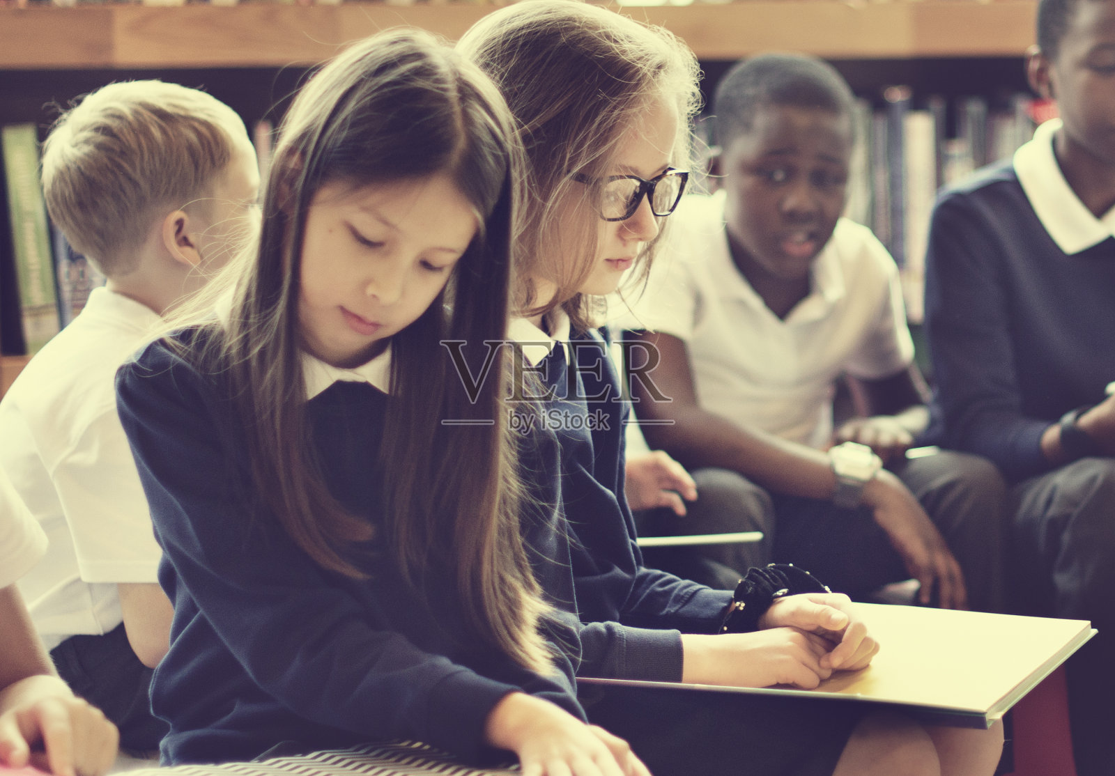 同学教育朋友知识课概念照片摄影图片