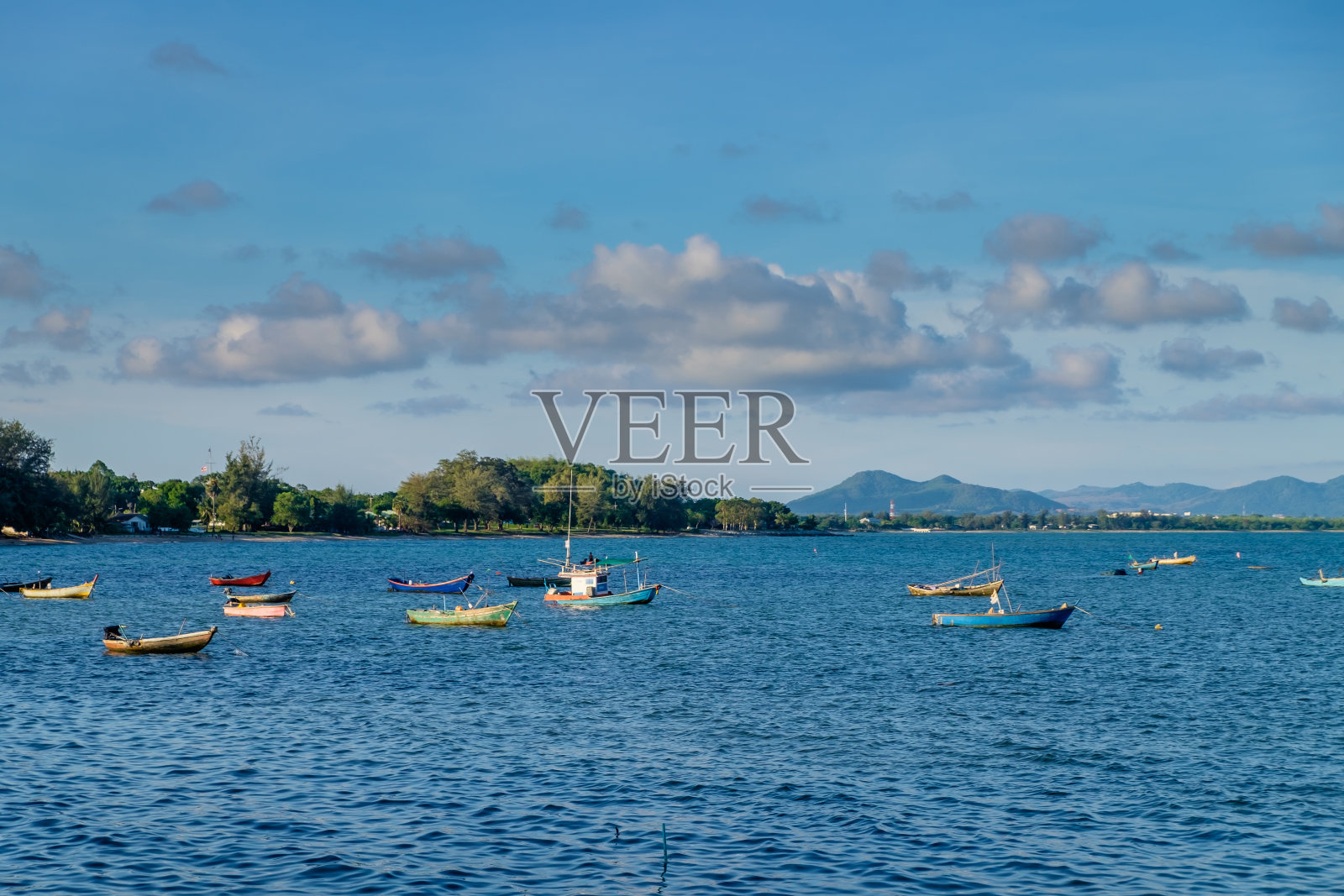 渔船照片摄影图片