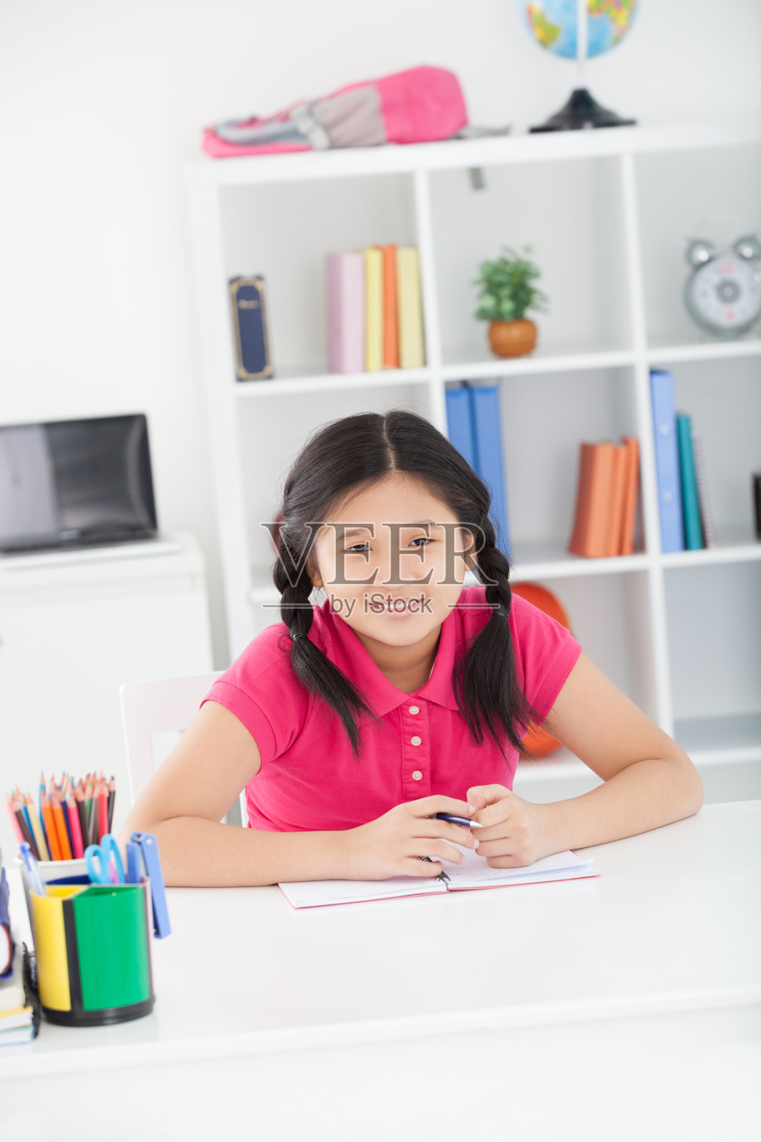 快乐的学生照片摄影图片