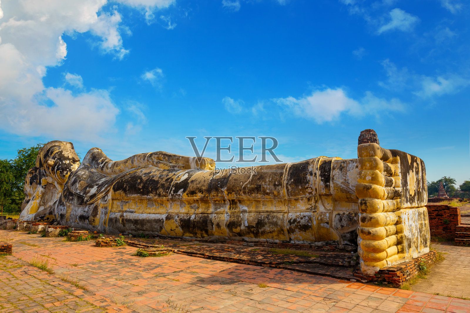 位于泰国大城府历史公园的卧佛寺，是联合国教科文组织世界遗产照片摄影图片