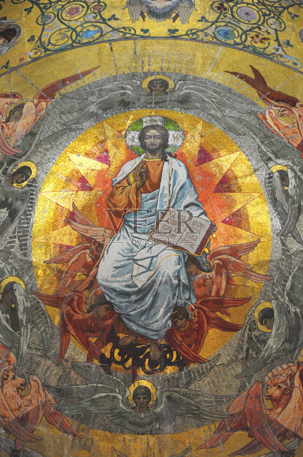 天花板马赛克教堂我们的救世主洒血照片摄影图片