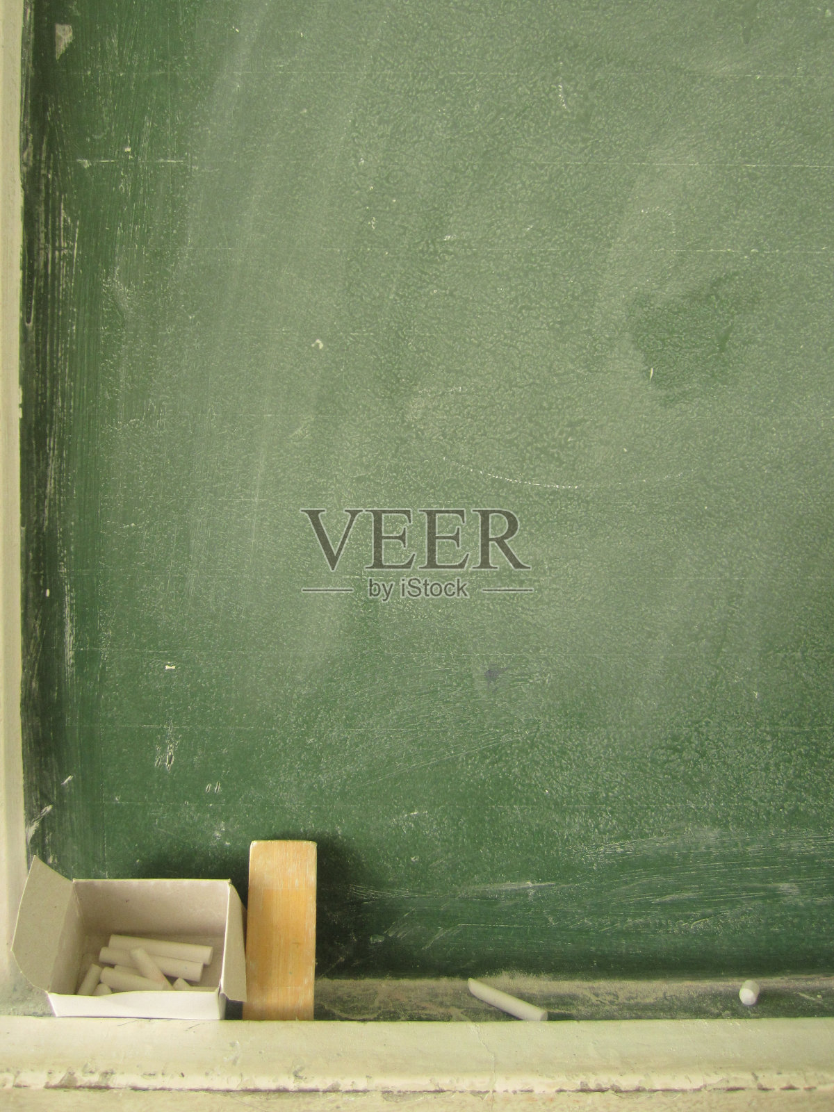 用粉笔和黑板擦的黑板照片摄影图片