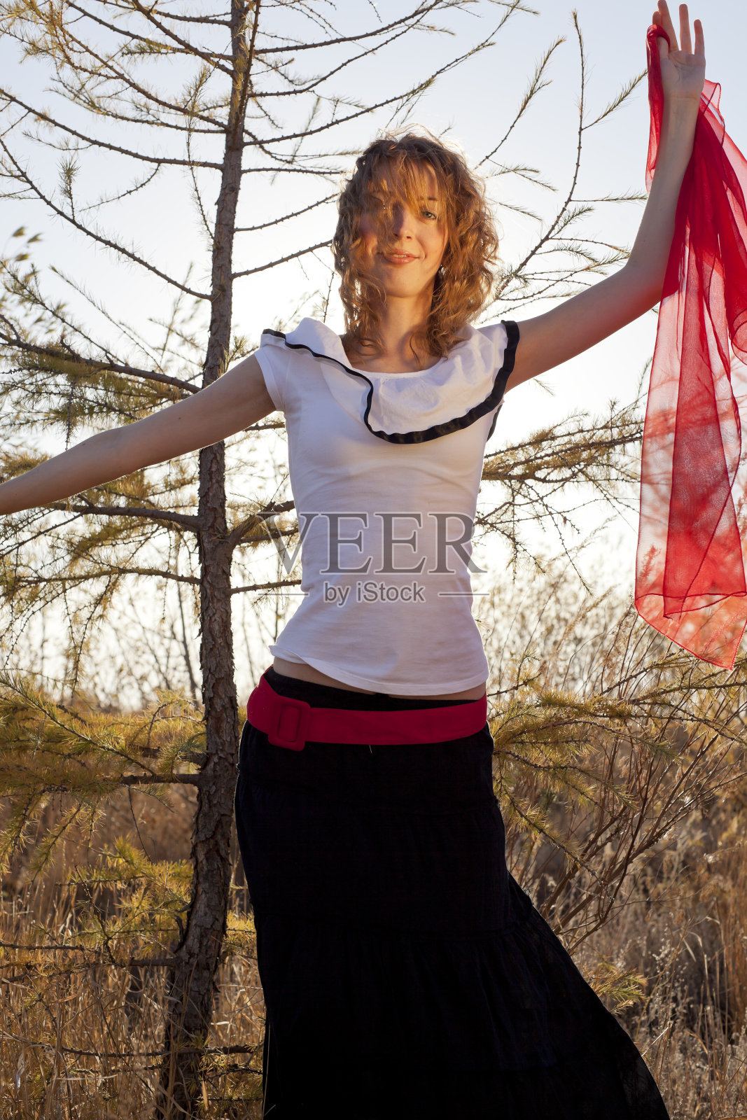 Flyng本质上照片摄影图片