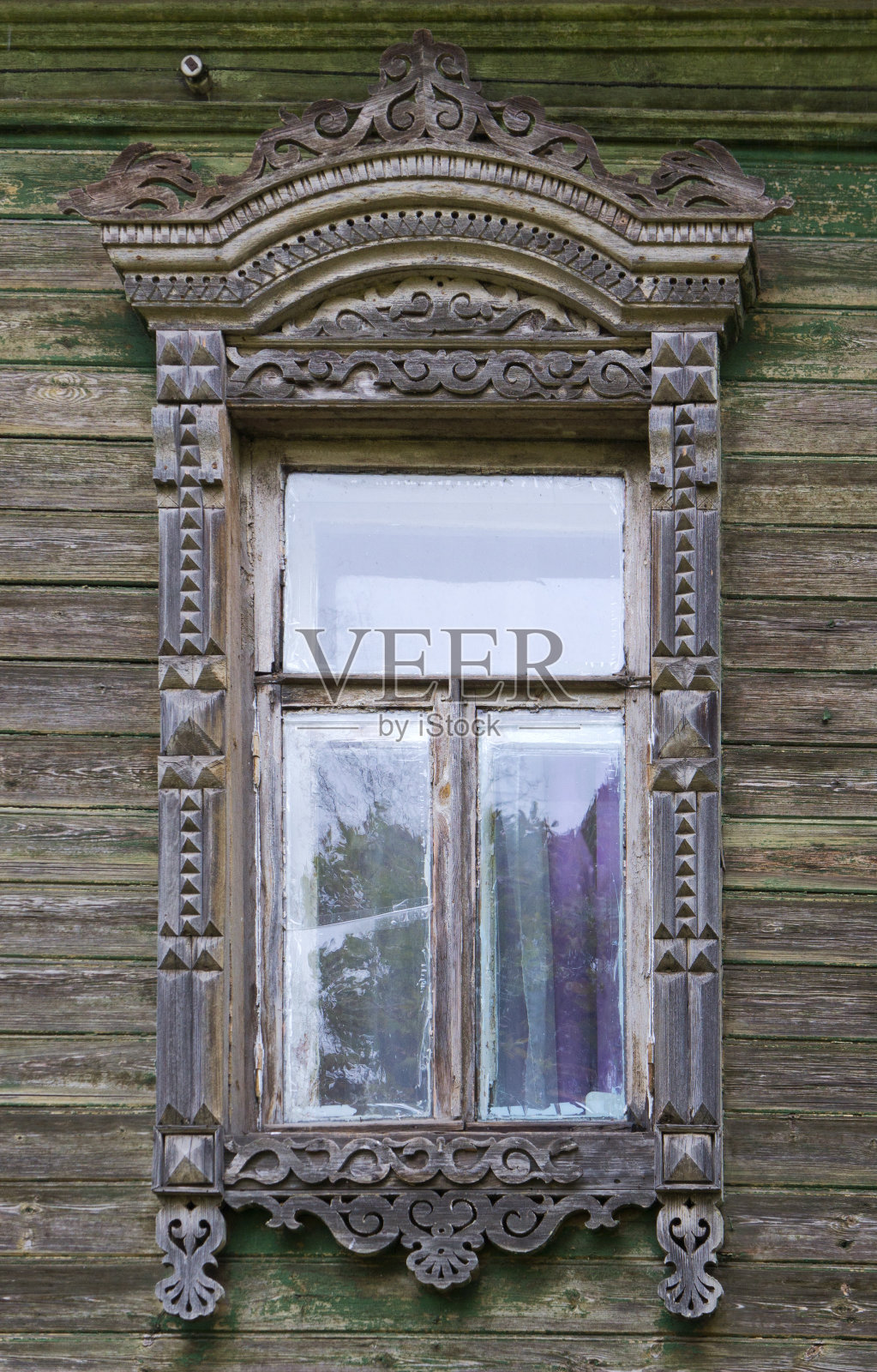 罗斯托夫。窗框有雕花照片摄影图片