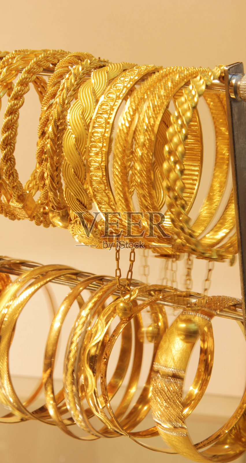 金手镯照片摄影图片