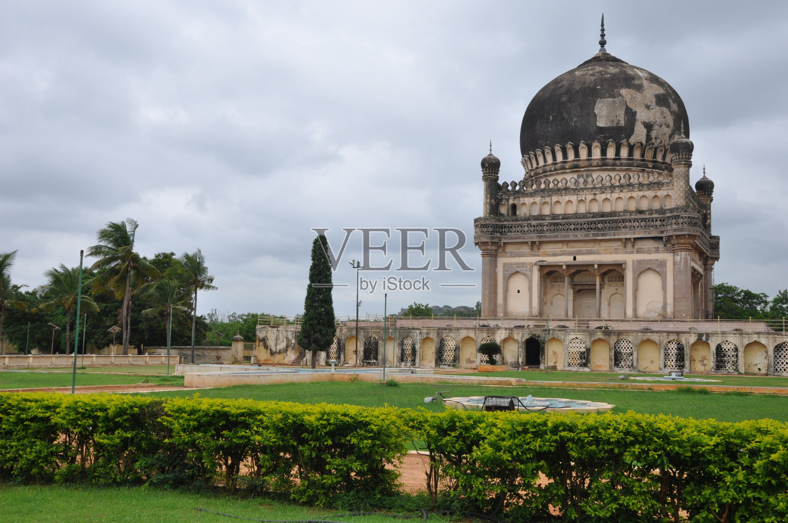 印度海得拉巴的库特布沙希坟场照片摄影图片