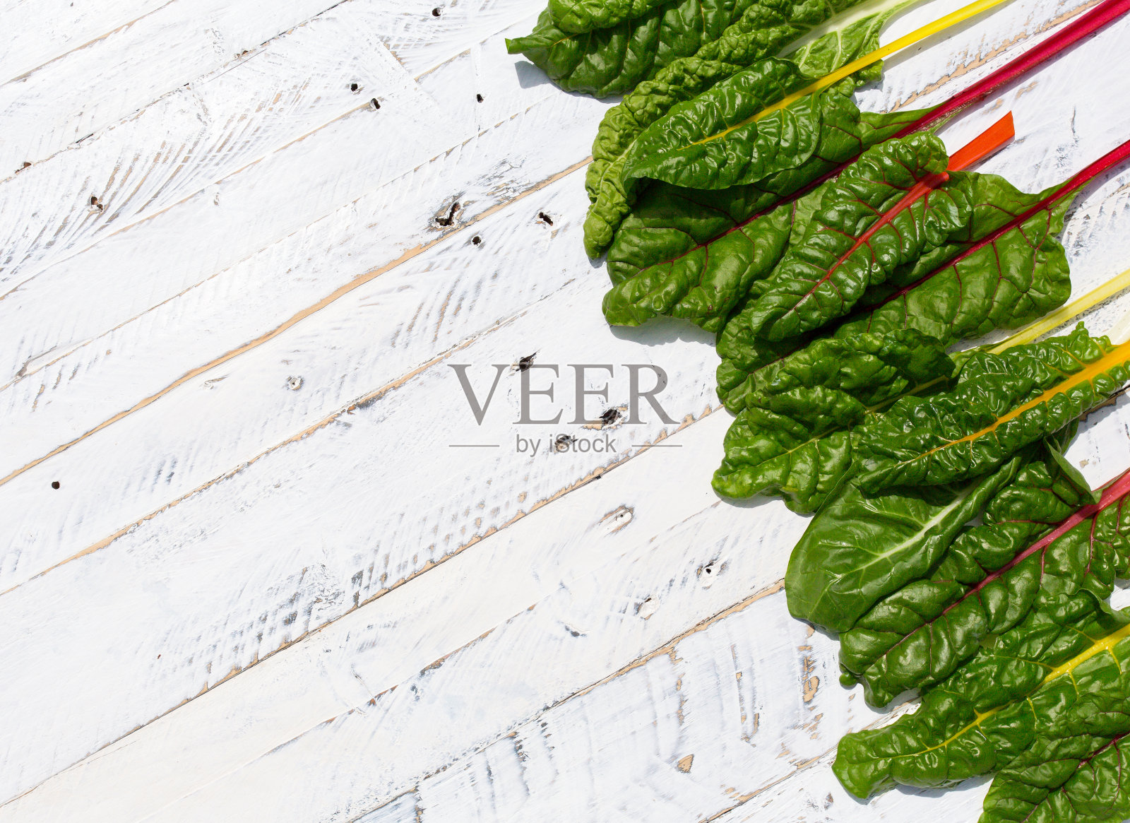 2.5D摆拍背景：七彩海棠健康饮食照片摄影图片