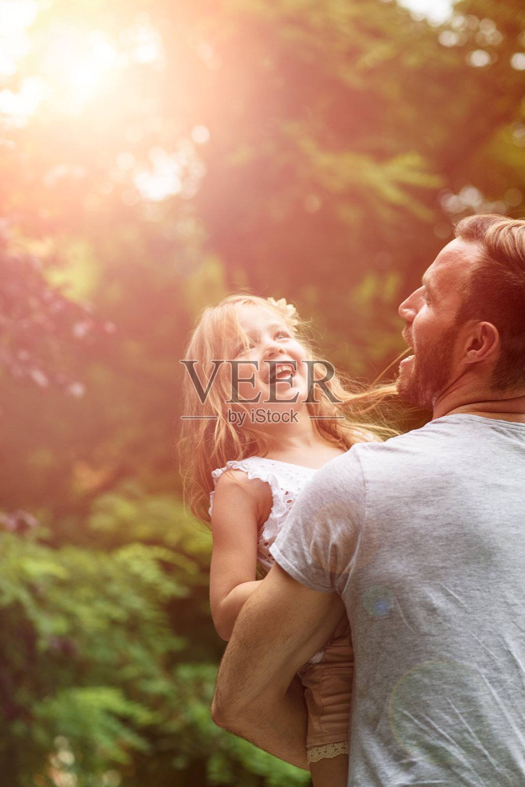 家庭幸福照片摄影图片