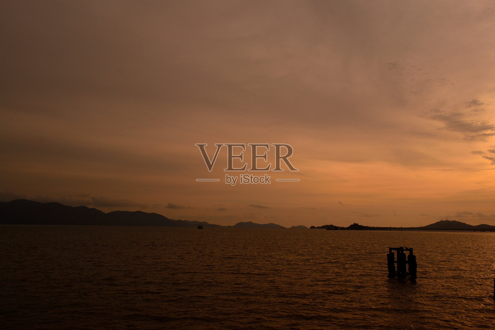 海上日落照片摄影图片