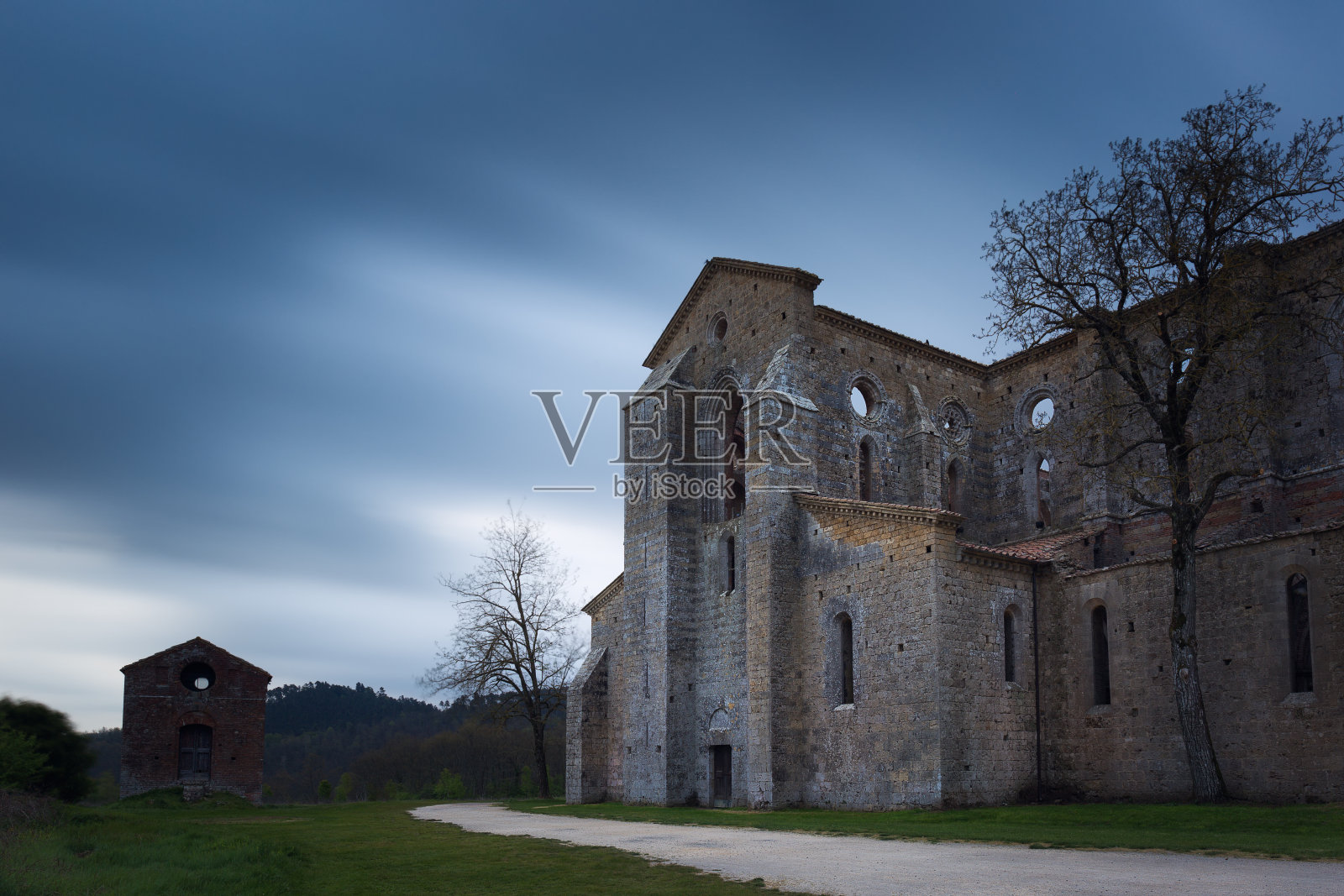 圣加尔加诺修道院照片摄影图片