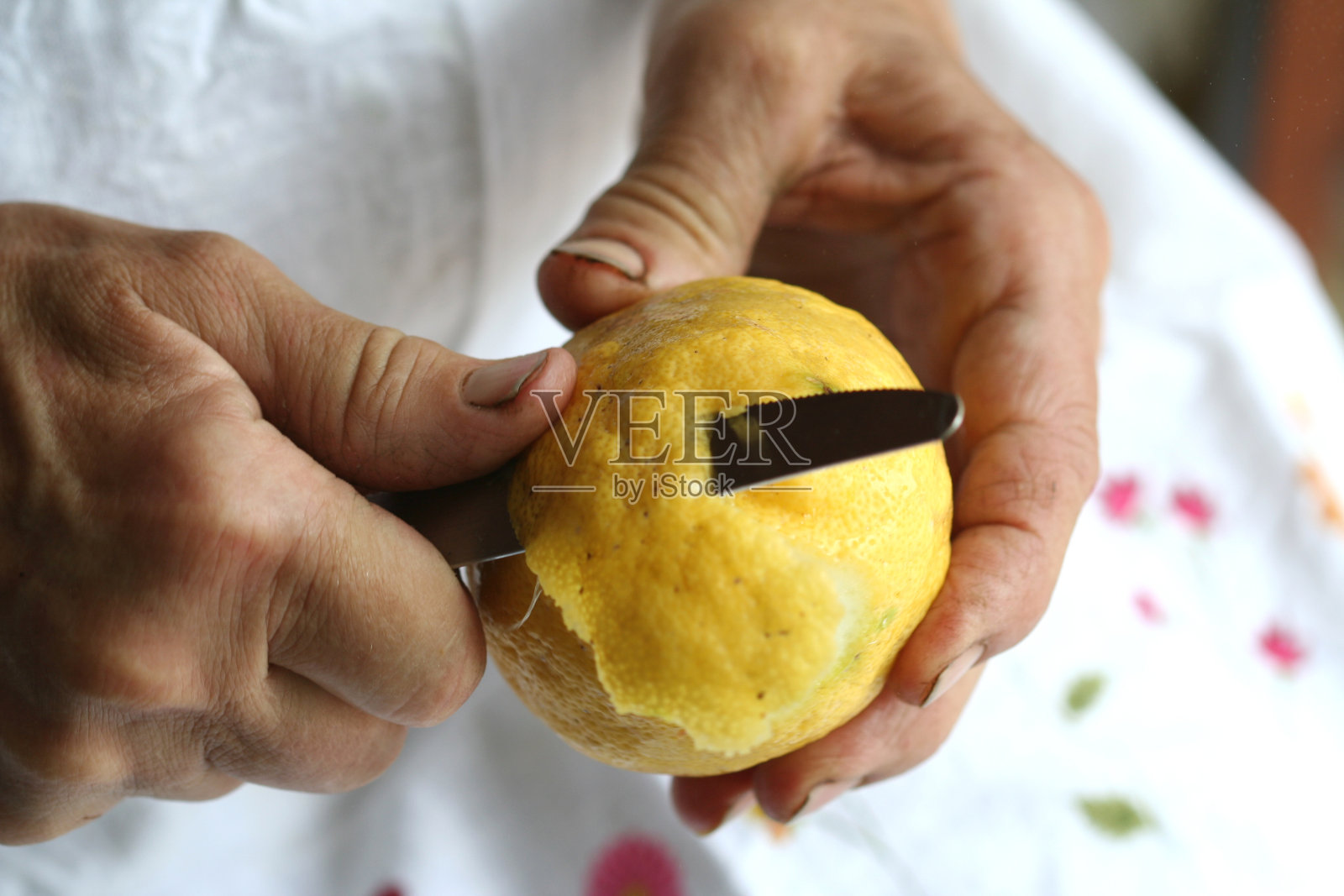去皮柠檬照片摄影图片