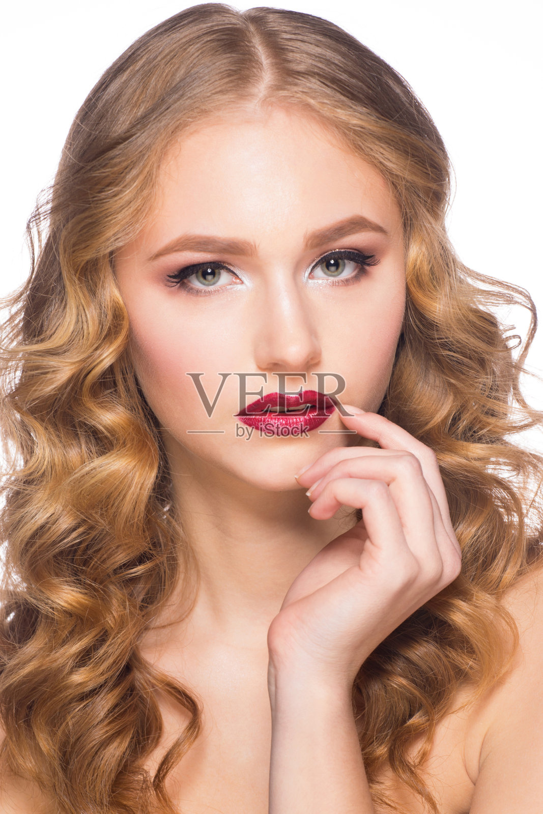 化妆和留发型的女人照片摄影图片