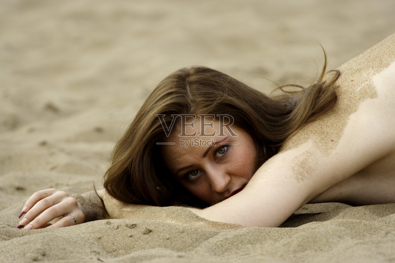 沙滩上的肖像照片摄影图片