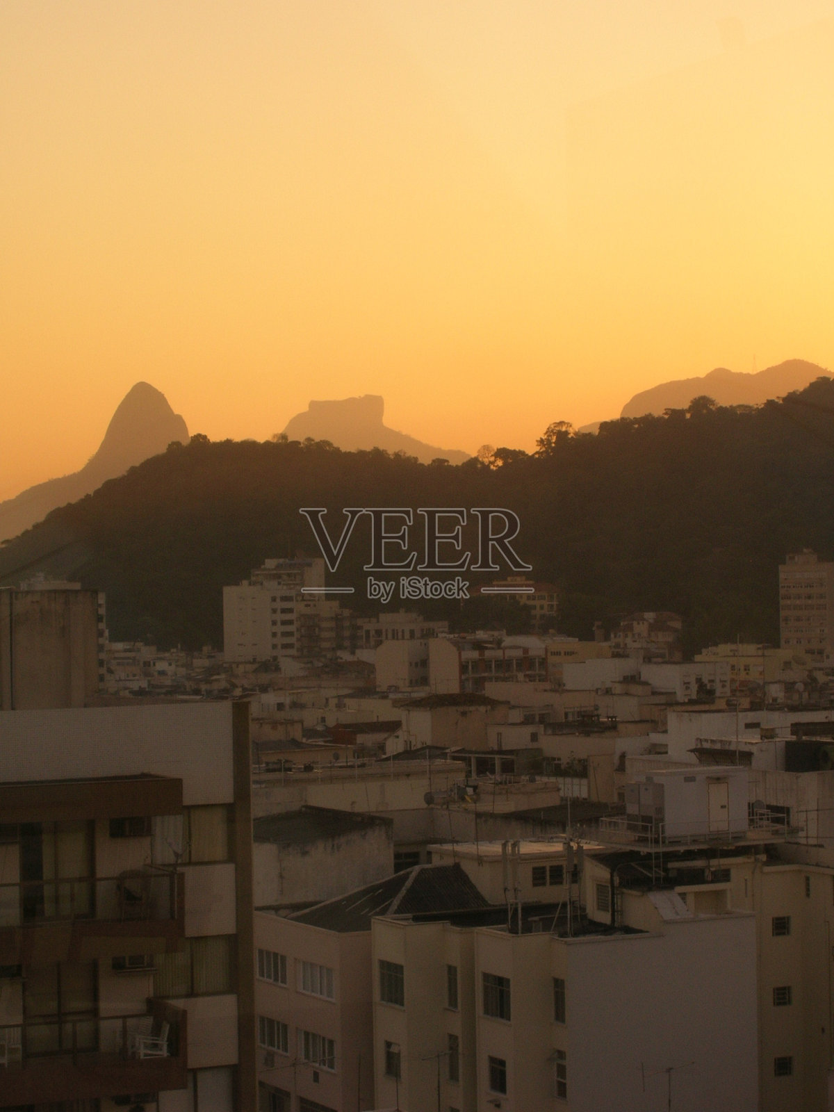 里约热内卢山上满是旅馆照片摄影图片