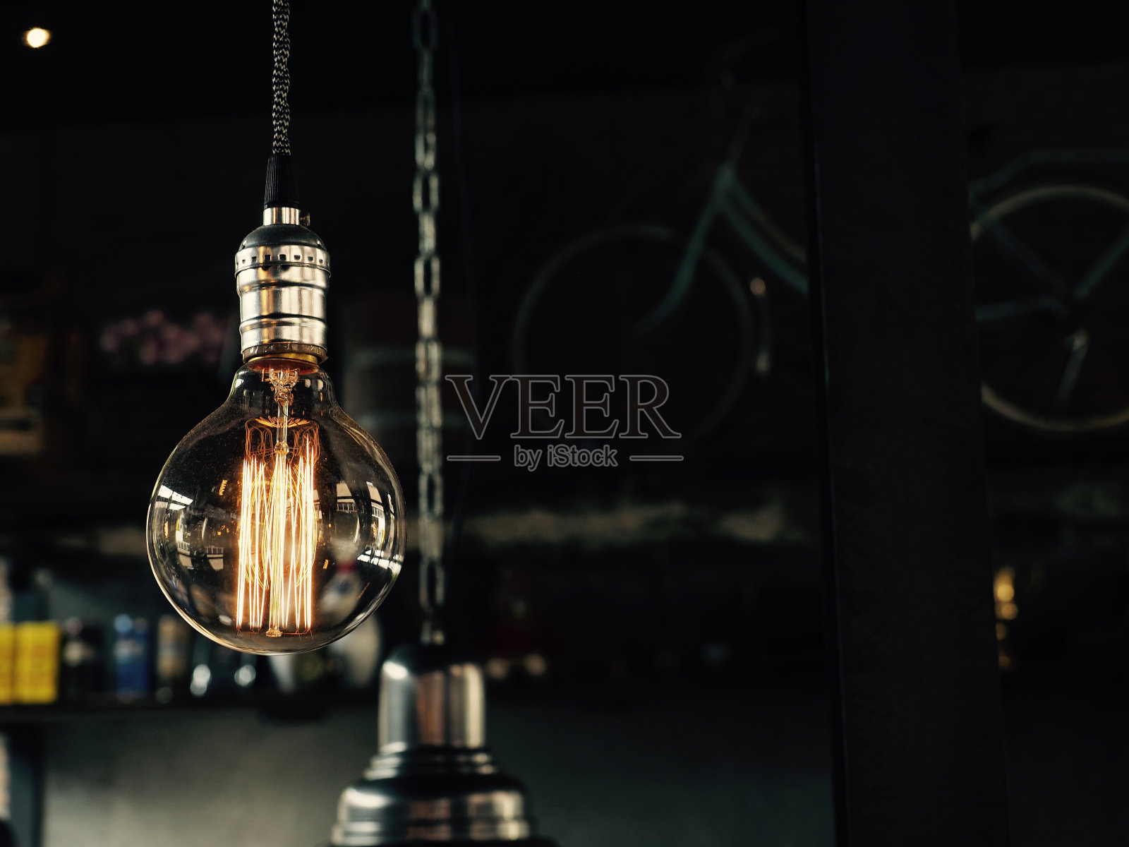 现代风格的装饰灯泡照片摄影图片