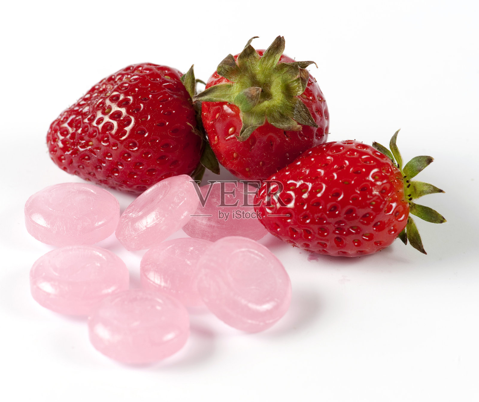 草莓药片照片摄影图片