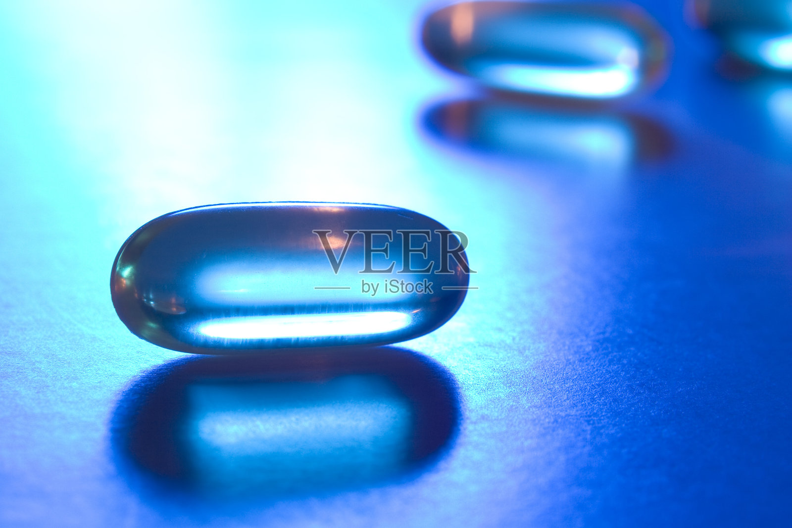 维生素E凝胶片照片摄影图片