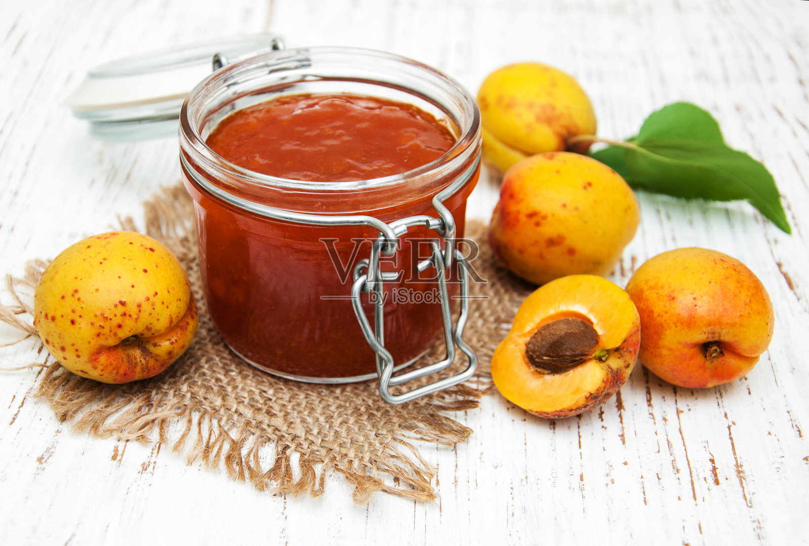 杏子小时照片摄影图片