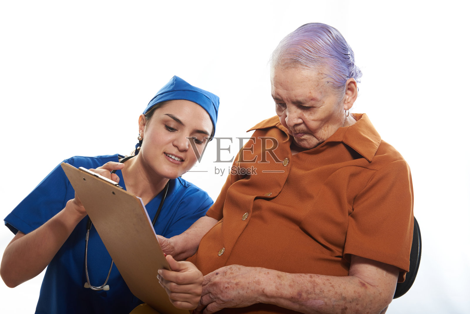 老病人签名文件照片摄影图片