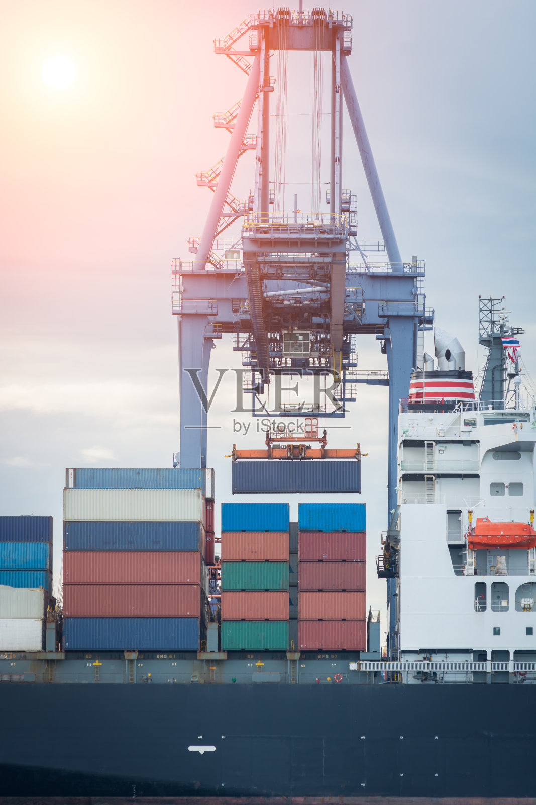 工业集装箱货船照片摄影图片